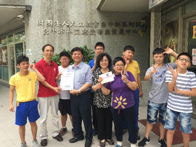 格式工廠IMG_9332~1.jpg